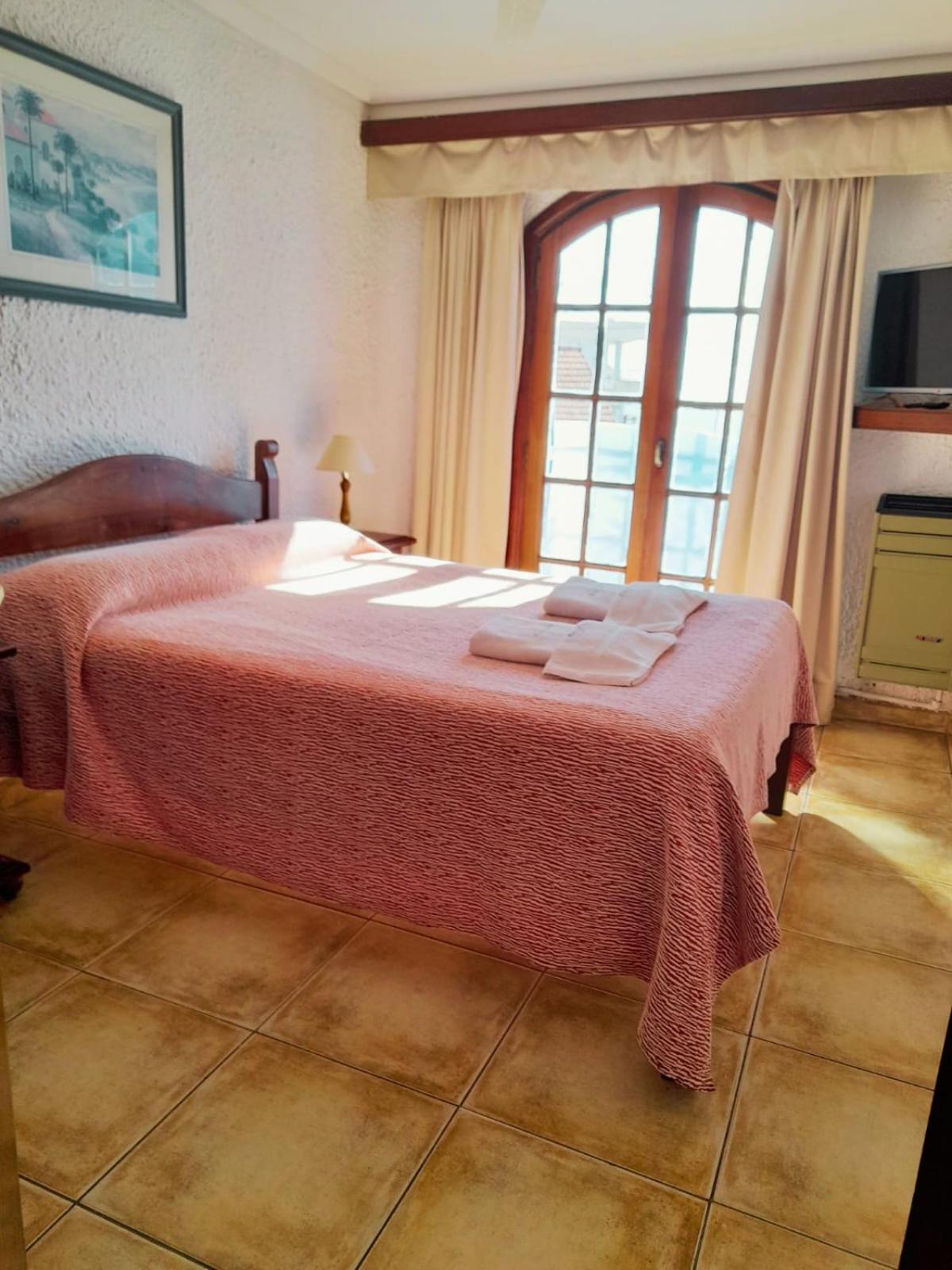Brisas Hosteria Санта-Клара-дель-Мар Экстерьер фото