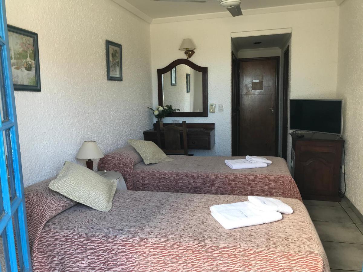 Brisas Hosteria Санта-Клара-дель-Мар Экстерьер фото